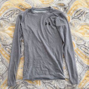 Under Armour Grey thermal heat gear long sleeve size small